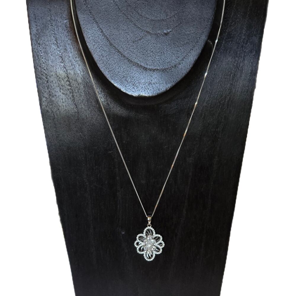 Bella Luce 925 Floral Pattern CZ Pendant with Chain - Picture 2 of 2